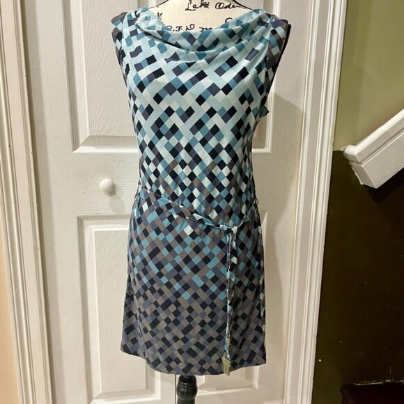 BCBG MAXAZRIA SLEEVELESS COWL NECK PARTY DRESS SIZE XSMALL - Picture 4 of 14